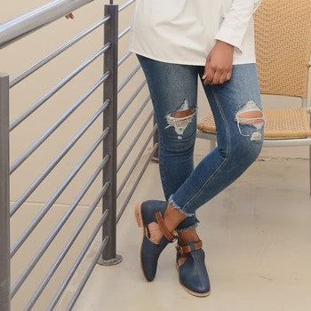 Buhle  Boot - Tan & Navy
